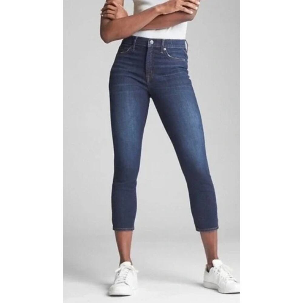 NWT GAP Super High Rise True Skinny Crop Jeans Size 29